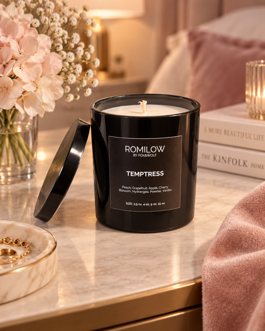 Peach, Cherry Blossom & Vanilla Scented Candle, 9 oz – Temptress