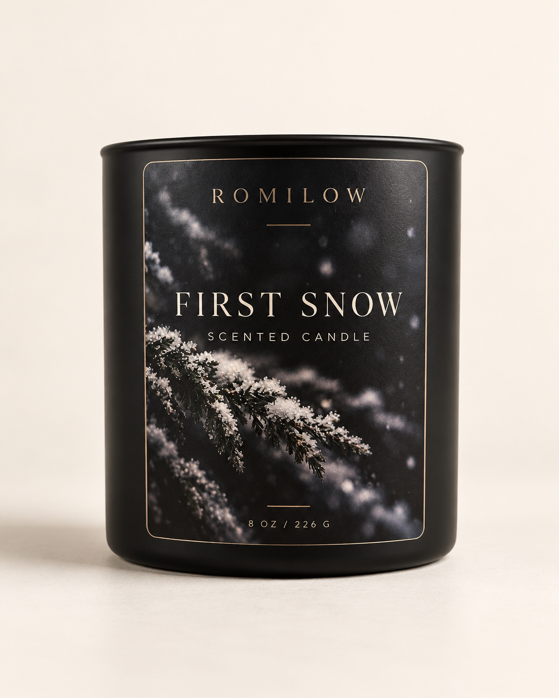 Romilow First Snow 8 oz scented candle, product photo 1