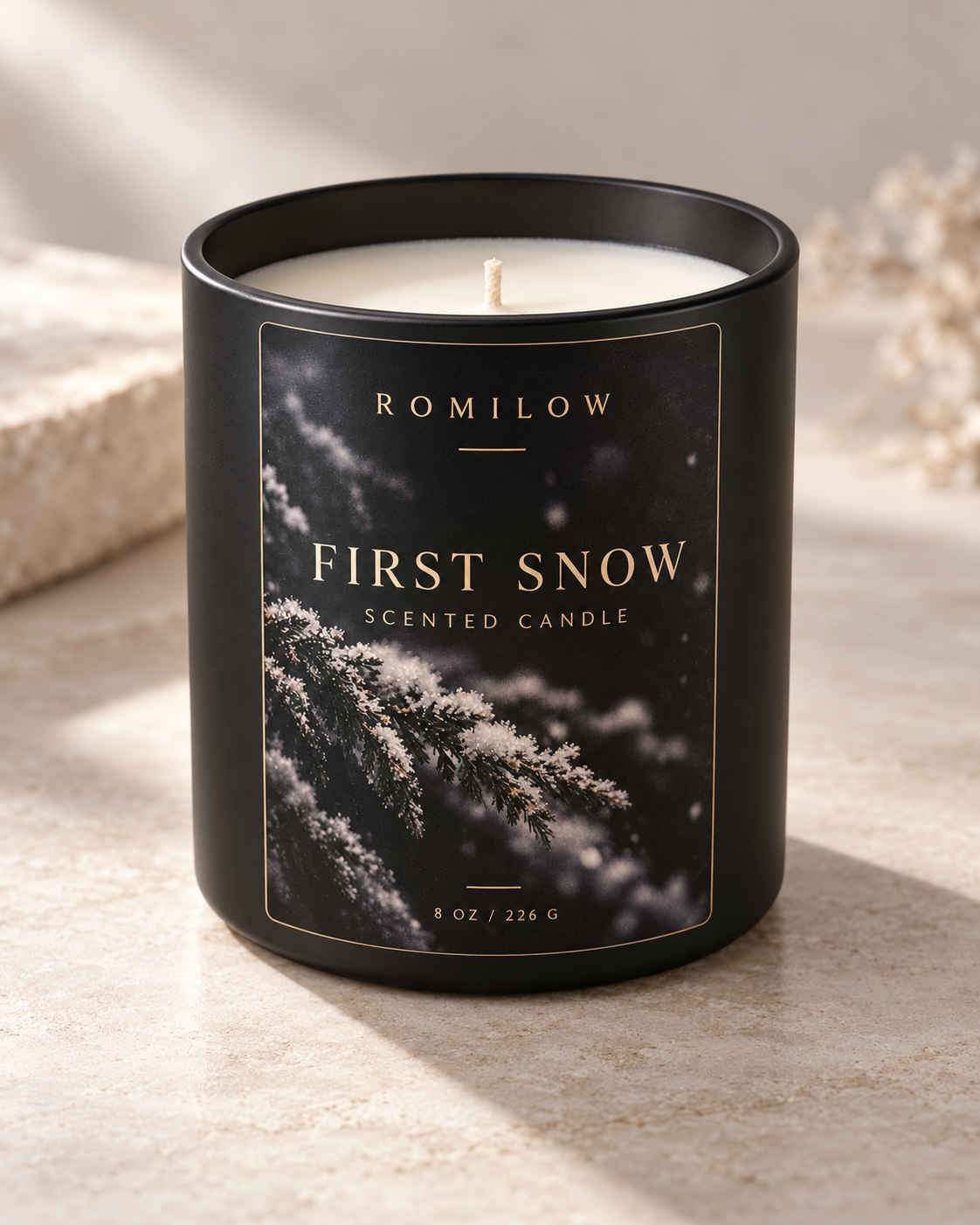Romilow First Snow 8 oz scented candle, product photo 2